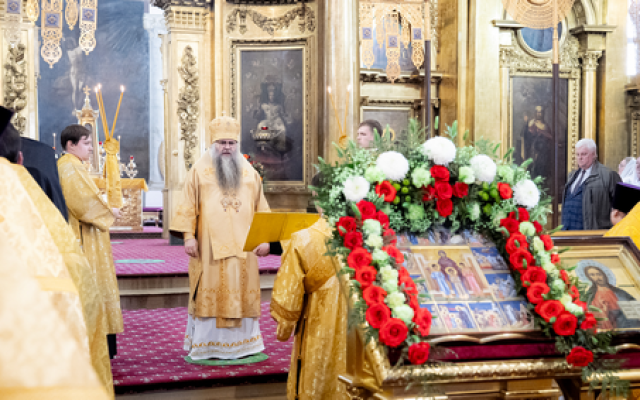 Участие в Божественной литургии в кафедральном соборе в честь Воскресения Христова города Арзамаса