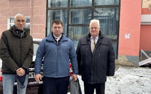 Передача в безвозмездное пользование Харцизского городского Совета Донецкой Народной Республики автомобиля