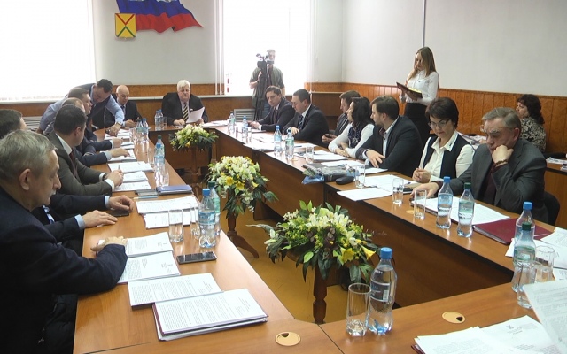 Игорь Плотичкин: "В новой редакции Устава Арзамаса название думы изменится. Теперь оно будет звучать так: "Городская Дума городского округа город Арзамас Нижегородской области".