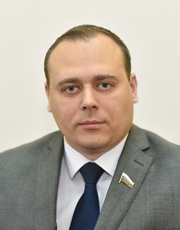 Лаптев Роман Валентинович